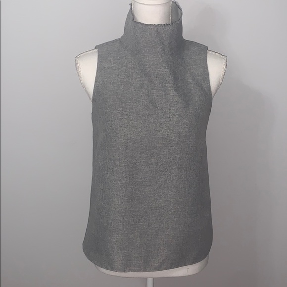Grey top - Picture 1 of 3